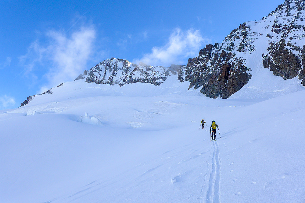 Skinning up toward the Fieschersattel #2