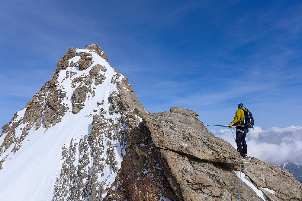 At the tower along the southeast ridge