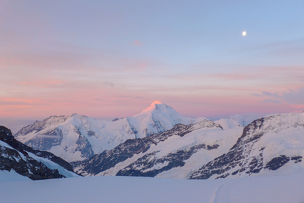 Sunrise over the Aletschhorn