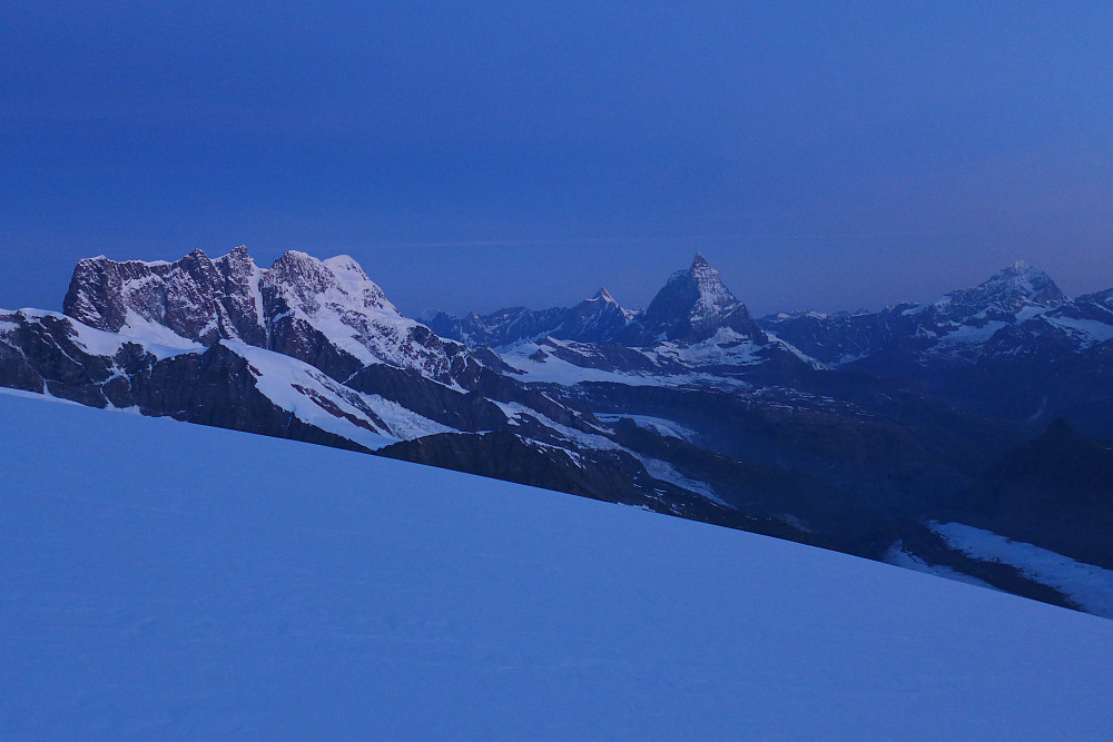 Dawn colours over the Breithorn and Matterhorn