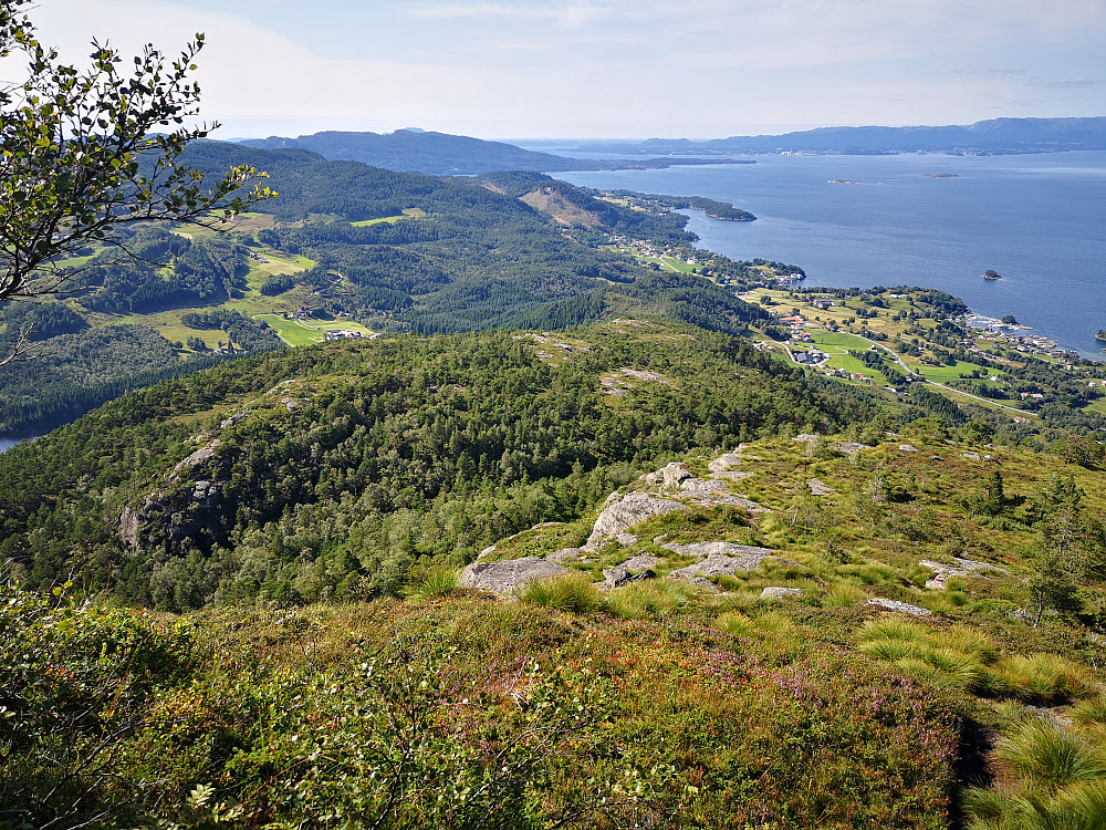 Ser mot bonustoppen, Husafjellet