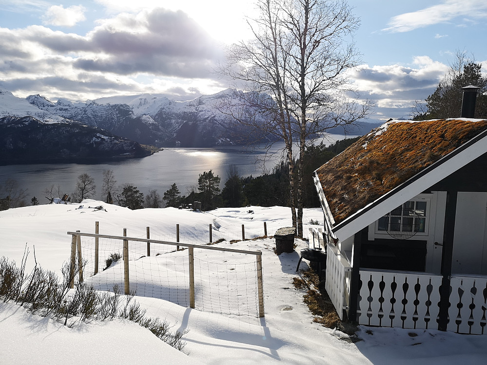Herlig vårsol ved Lotsbergstøylen 
