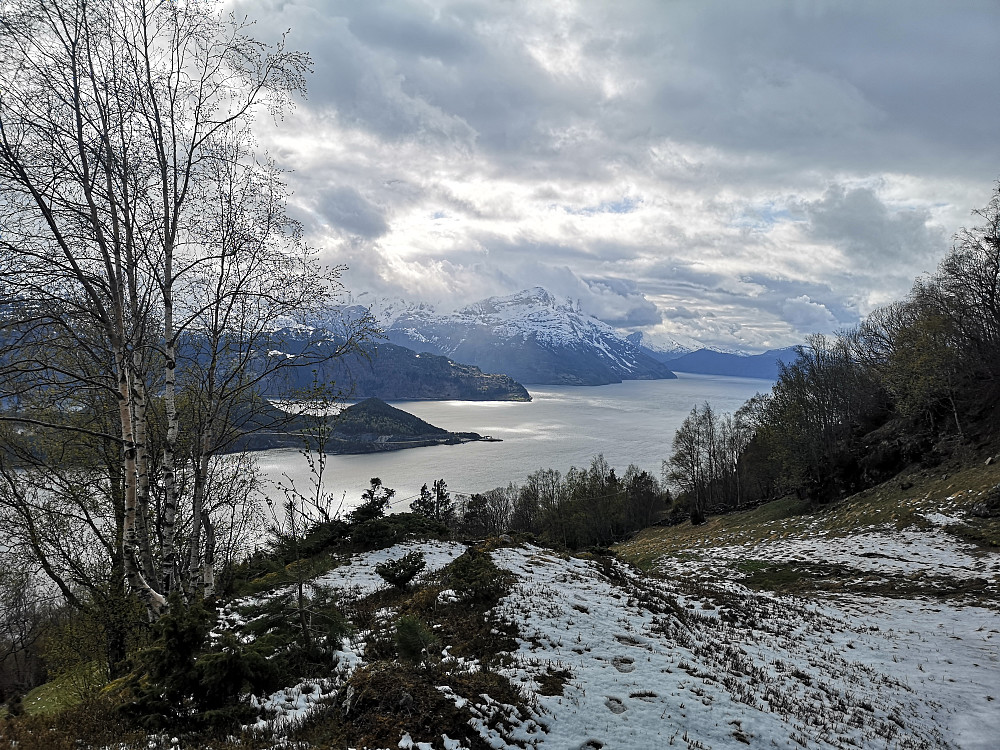Øvre Åsane, Ytre