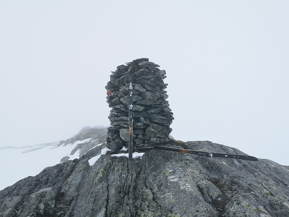 Vel, regn i lufta og ikke helt tidenes sikt