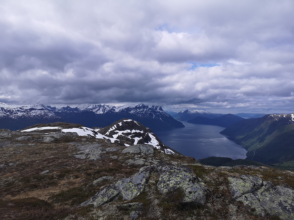 Bustenakkjen 