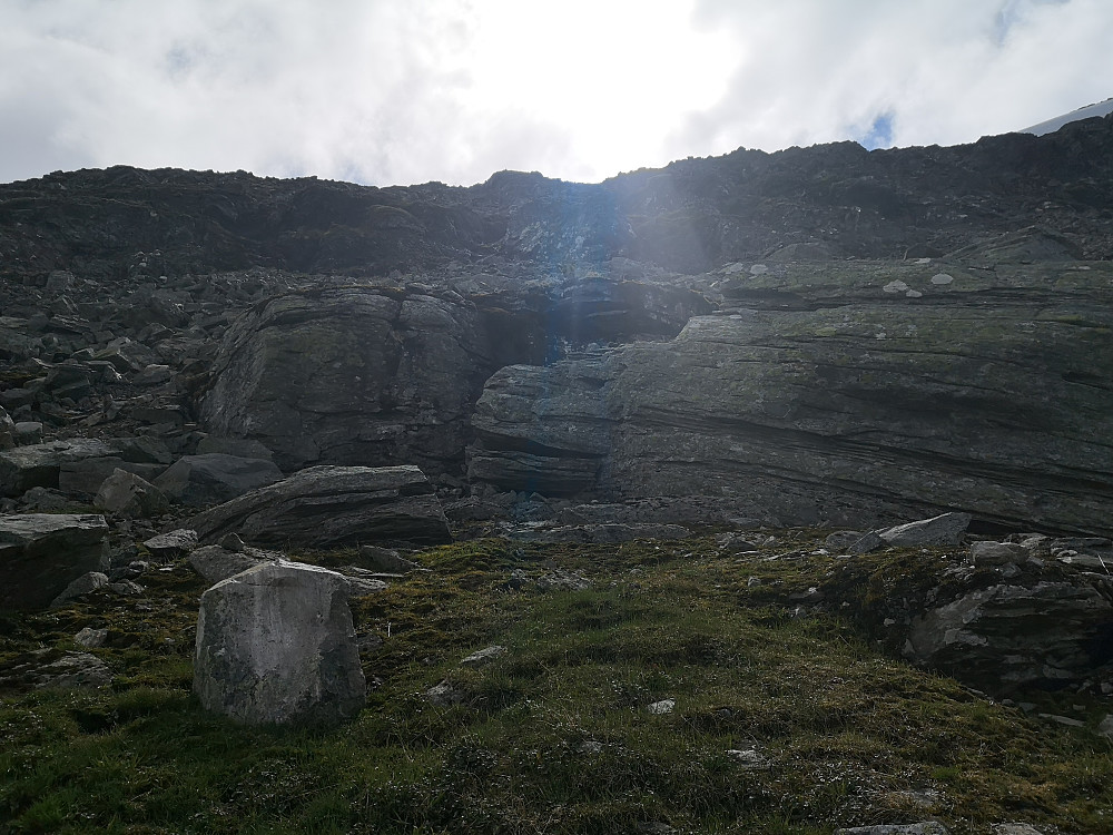 en bratt og urdete nedgang