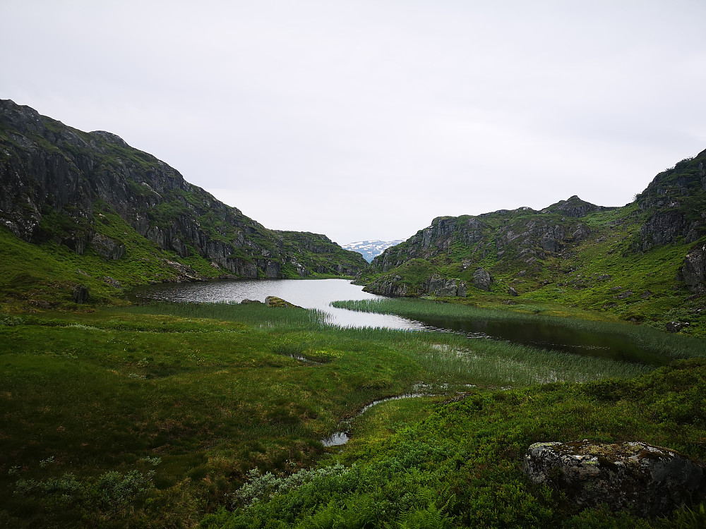 Skaret mellom Svoradalsnibba og Eggene
