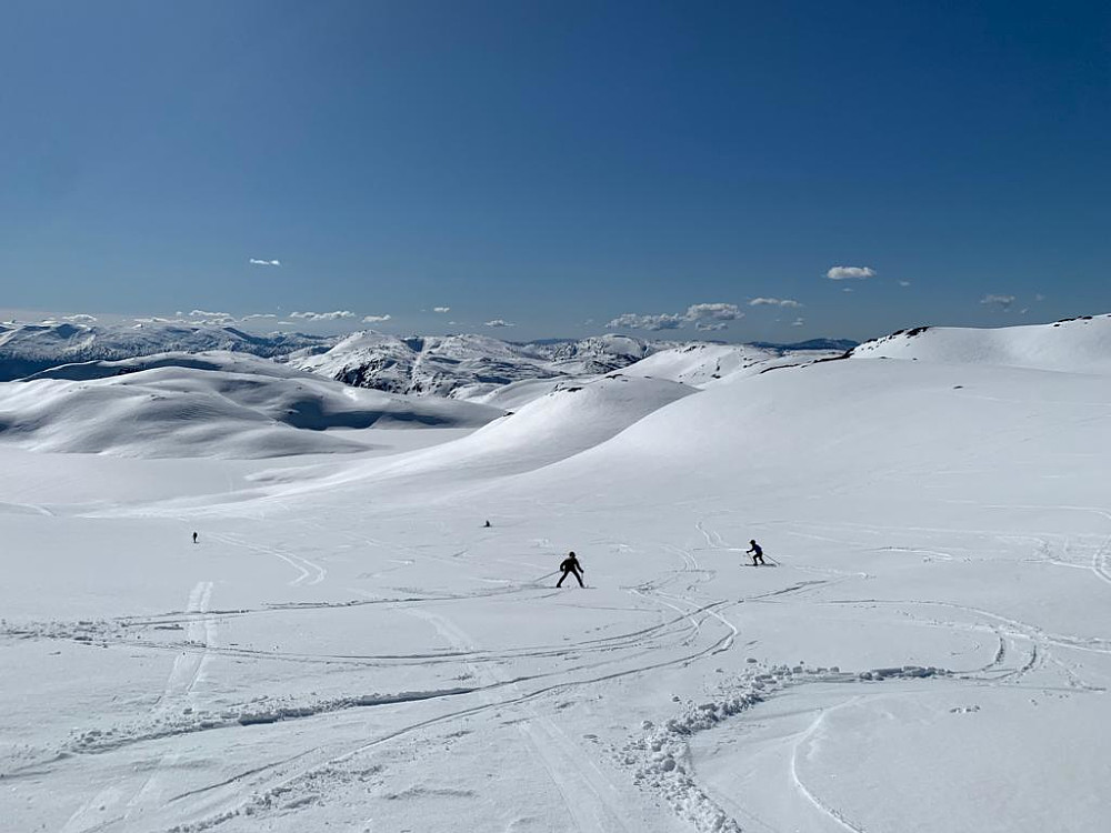 Flott snø og blide unger