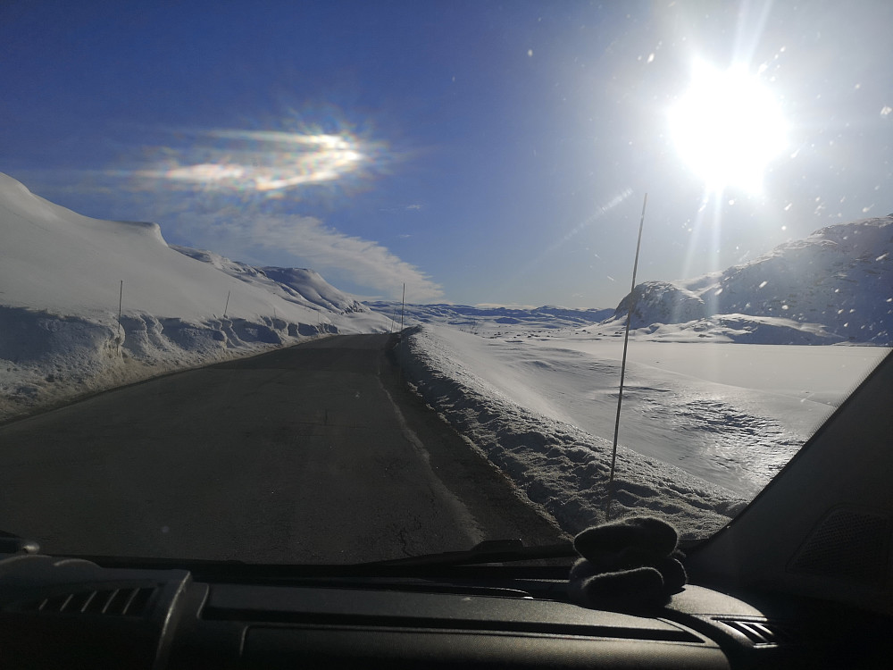 Kjøretur mot Øvre Årdal fra Tyin