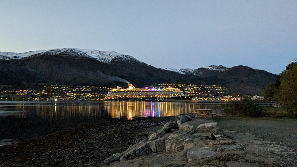 Mein Schiff klar for avreise 