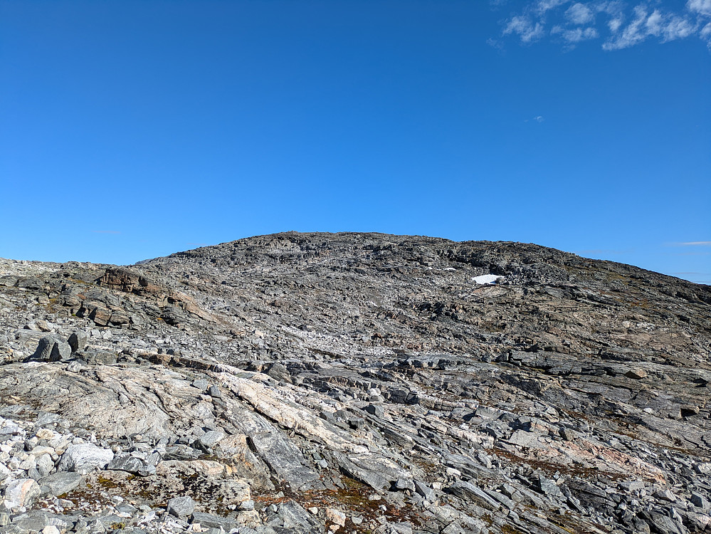 Noe tidkrevende terreng videre mot Bjorstadfjellet Ø2