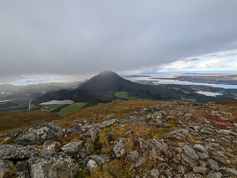 Valltua mot Jendemsfjellet