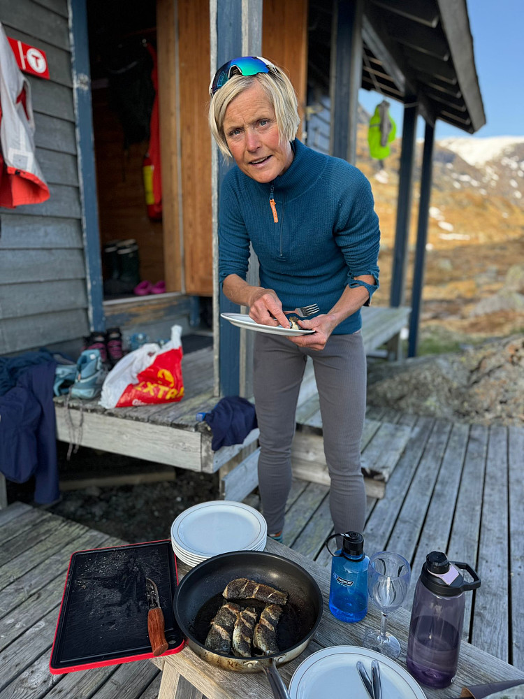 Forretten smakte fortreffelig, sprøstekt fjellørret 