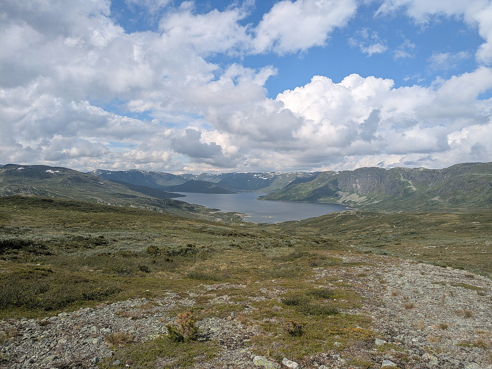 Fra Olefjorden mot Svarteknippa 
