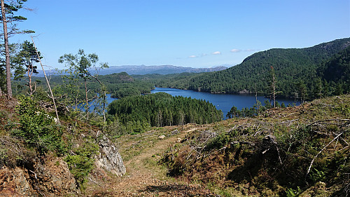Finnåsvatnet from the descent with Stord in the background