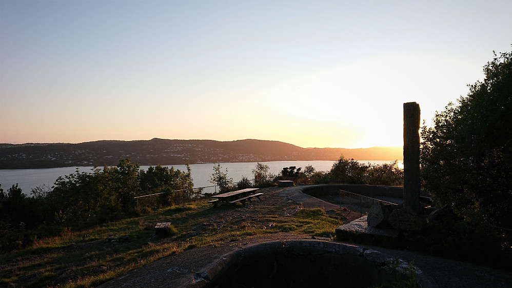 Sunset at Hellen festning