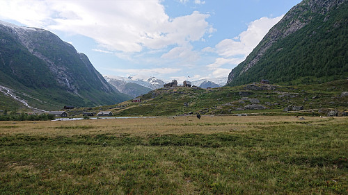 Tungestølen from the road