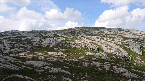 Towards the summit of Blådalsnipa from Blådalsskaret