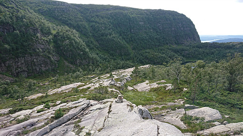 Descending towards Setretjørna