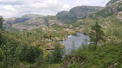 Nordkvingesetret with Blånipa (and Storevasseggene) in the background to the right