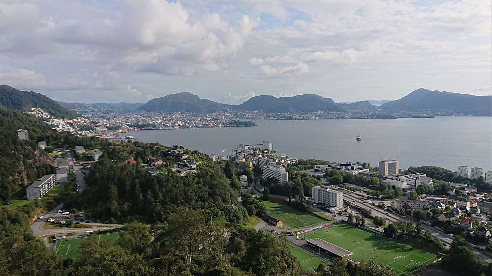 Towards the Bergen city center from Rognåsen