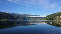 At Vangsvatnet waiting for the bus