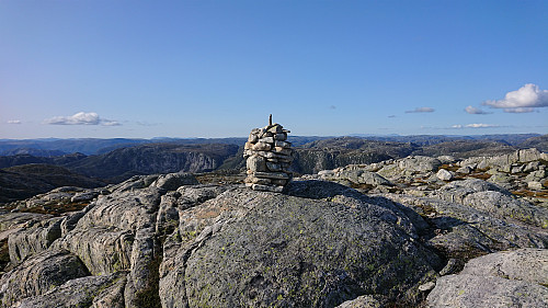 The summit of Godbotnsfjellet