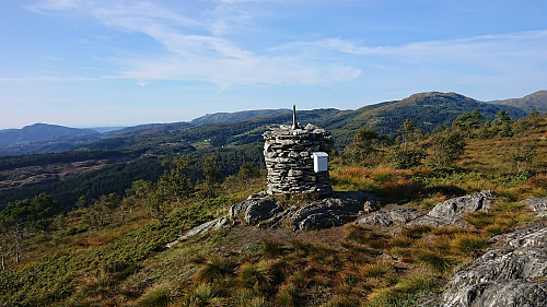 The cairn at Solbakkefjellet. Left: Løvstakken. Center: Ulriken. Right: Livarden.