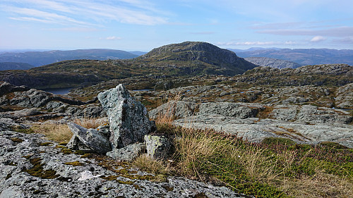 Lukefjellet with Våganipen in the background