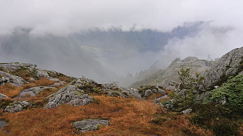Towards Haugsdal from the descent