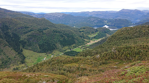 Mundheimsdalen from the ascent to Nessteinen