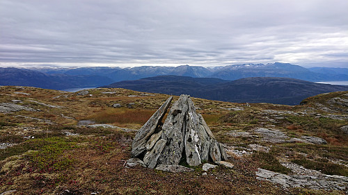Nessteinen with Varaldsøy in the background
