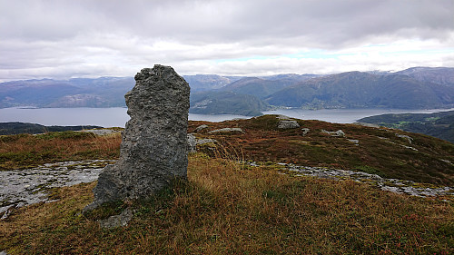 Mjølausa with Jondal in the background