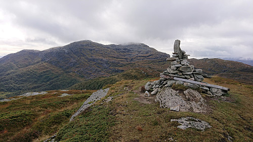 Slåttenuten with Tørvikenuten and Vesoldo in the background