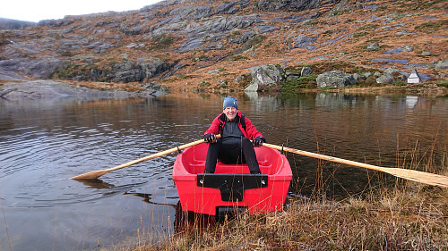 Petter in the small borrowed plastic boat :)