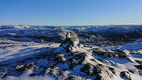 East/southeast from Sødalseggene