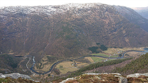 Haugsdal from Lauvtonipa with Blåfjellet in the background
