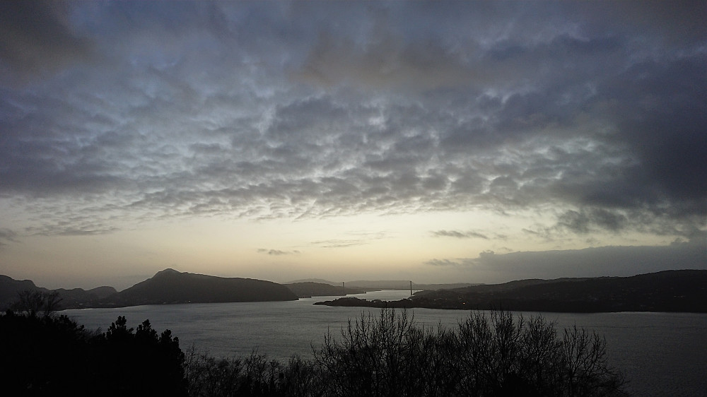 Towards Askøybroen from Hellen festning
