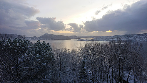 Towards Askøybroen and Lyderhorn from Hellen festning