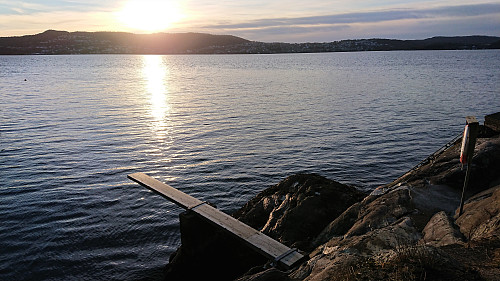 Diving board at the tip of Eidsvågsneset with Askøy in the background