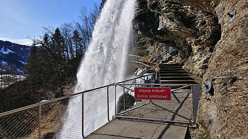 Steinsdalsfossen was not yet open for the summer season