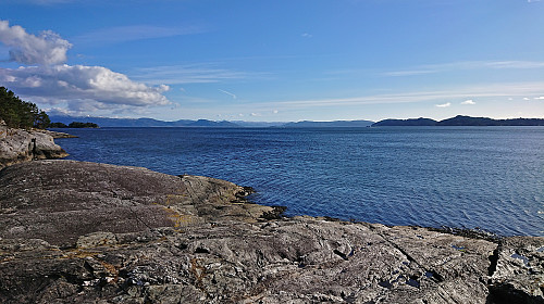 Towards Stord from south of Smievågen