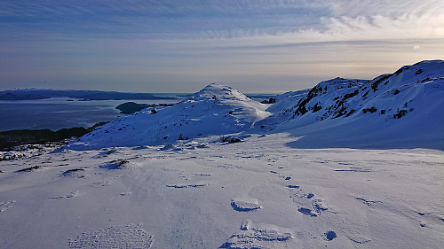 Approaching Søra Såta
