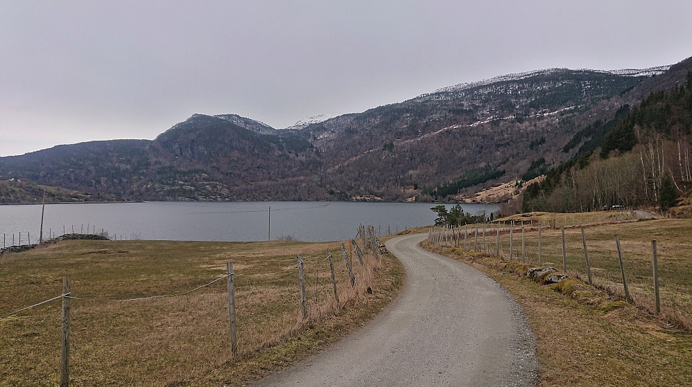 Barsnesfjorden with a snow-covered Solvornipa in the background