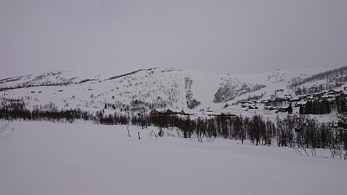 Looking over at the Rindabotn ski lift