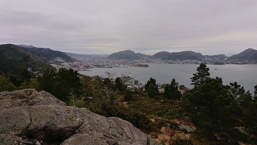 Towards the Bergen city center from Ørneberget
