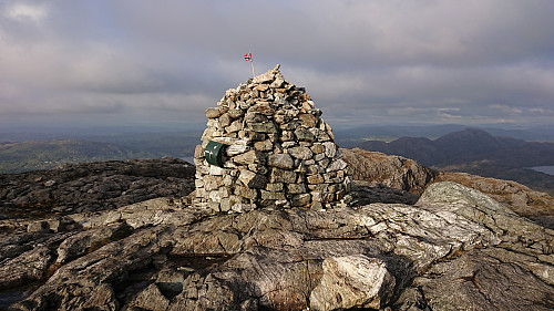 The large cairn at Eldsfjellet