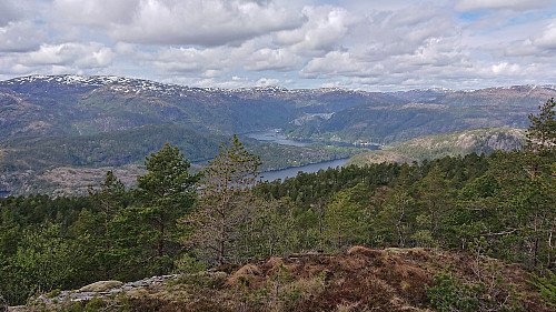 Towards Eikefet and Husafjellet from Raunelifjellet