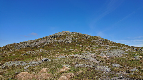 Approaching the summit of Melsåta