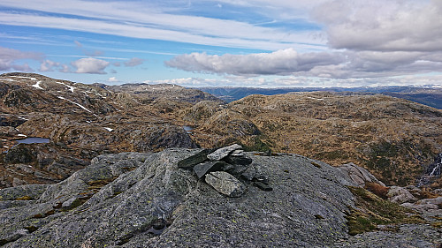 Austrefjellet with Torhaugen to the left and Skarpefjellet to the right